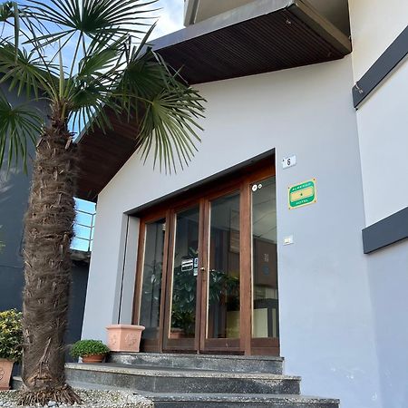 Hotel Aurora Colico Exterior photo